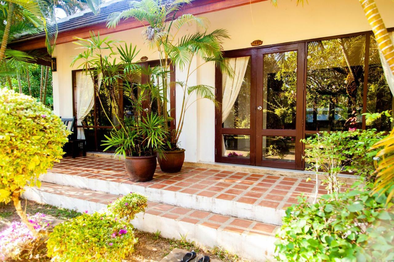 Easy Time Resort Laem Sai Beach Exterior foto